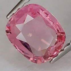 0,61 ct Kissen Saphir rosa 6,08 x 5,13 x 2,11 mm