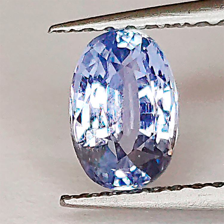 0.97 ct Oval Sapphire 6.64 x 4.73 x 3.36 mm