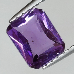 1,05 ct Zafiro viola talla esmeralda 6,55 x 5,35 x 2,79 mm