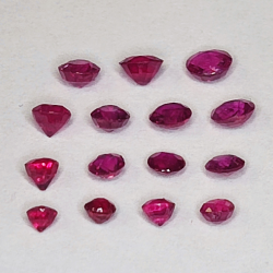 1 Karat Runder Rubin von 2,3 mm bis 3,9 mm