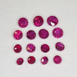 1 ct Rubis rond de 2,3 mm à 3,9 mm