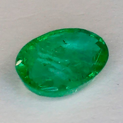1,23 ct Smeraldo ovale 8,45 x 3,36 x 3,02 mm