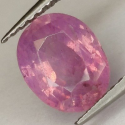 Zaffiro rosa da 2,19 carati taglio ovale 8,18 x 6,47 x 4,62 mm