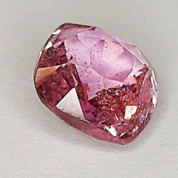 1,74 ct Saphir coussin 7,20 x 6,43 x 3,83 mm