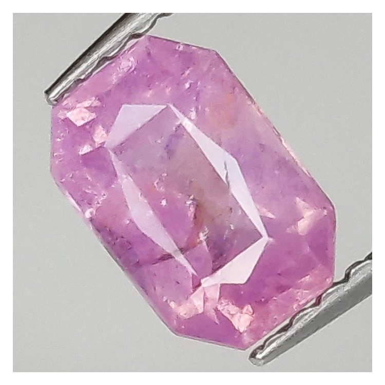 1,23 ct Zafiro Morado talla esmeralda 7.17 x 4.78 x 3.65 mm