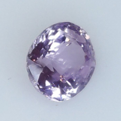 0,92 ct rosafarbener Saphir im Ovalschliff 6,07 x 5,26 x 3,61 mm