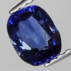 0,83 ct Zaffiro blu a cuscino 6,01 x 4,80 x 2,92 mm