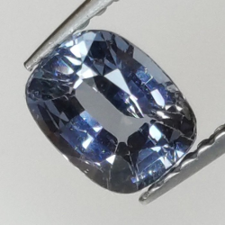 0,90 ct Zaffiro blu a cuscino 6,07 x 5,19 x 3,16 mm