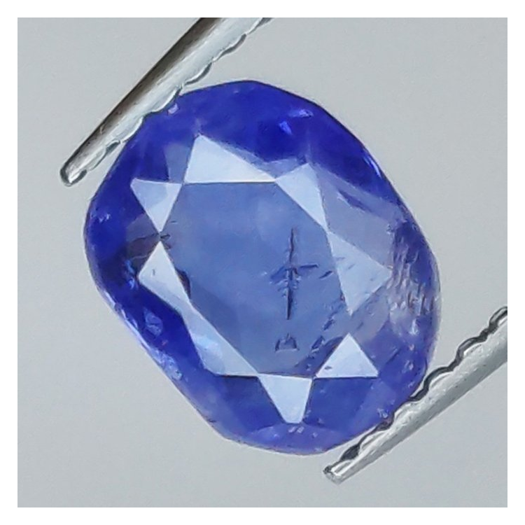 1,85 ct Saphir bleu ovale 7,20 x 5,69 x 3,84 mm