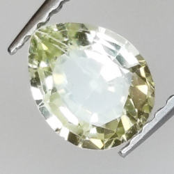 0,98 Karat gelber Saphir im Birnenschliff 6,78 x 5,64 x 3,10 mm