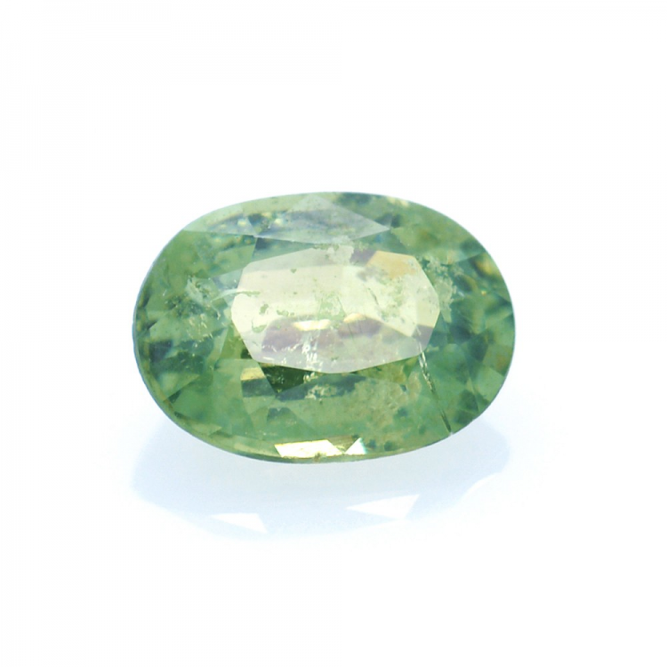 0,95ct  Demantoide Talla Ovalada