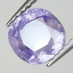 1,55 ct Zaffiro viola ovale 6,52 x 6,49 x 3,72 mm