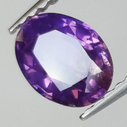 1,05 ct Saphir violet ovale 7,00 x 5,47 x 3,24 mm