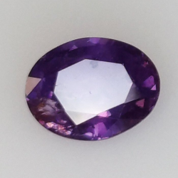 1,05 ct Saphir violet ovale 7,00 x 5,47 x 3,24 mm