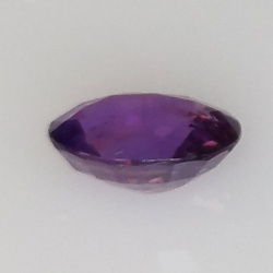 1,05 ct Zafiro Morado oval 7,00 x 5,47 x 3,24 mm