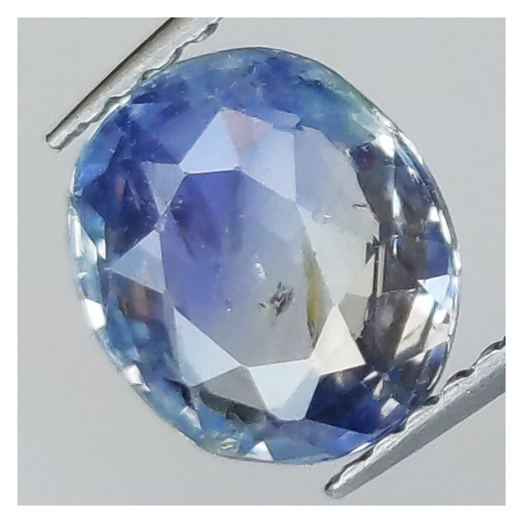 2,32 ct Zafiro Azul oval 8,24 x 7,05 x 3,85 mm