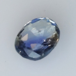 2,32 ct Zaffiro blu ovale 8,24 x 7,05 x 3,85 mm