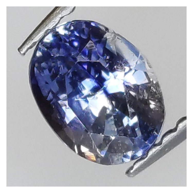 1,04 ct Zafiro Azul oval 6,69 x 5,05 x 3,78 mm