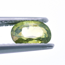 0,82ct Demantoide Talla Ovalada