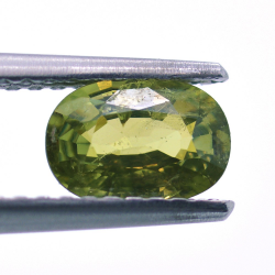 0,82ct Demantoide in Facettato Ovale