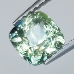 1,24 ct Party Saphir im Kissenschliff 5,56 x 5,68 x 4,46 mm