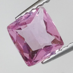 0,89 ct Zaffiro Rose Taglio Principessa 5,86 x 5,40 x 2,53 mm