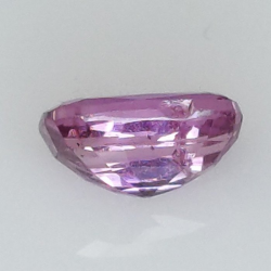 1,09 ct Cushion-cut pink sapphire 6,81 x 4,37 x 3,38 mm