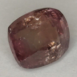 1,57 ct Kissen Padparadscha Saphir 6,38 x 5,32 x 4,55 mm