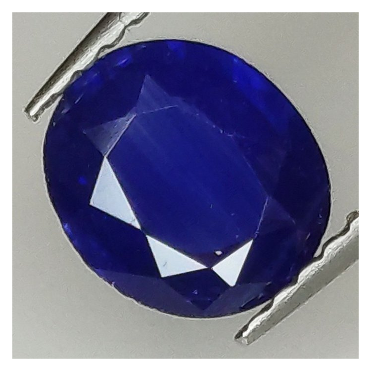 0,93 ct Blue Sapphire oval 7,15 x 6,25 x 2,50 mm