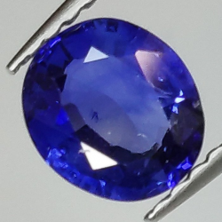 0,83 ct Blue Sapphire oval 6,39 x 5,70 x 2,54 mm