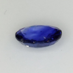 0,83 ct Saphir bleu ovale 6,39 x 5,70 x 2,54 mm