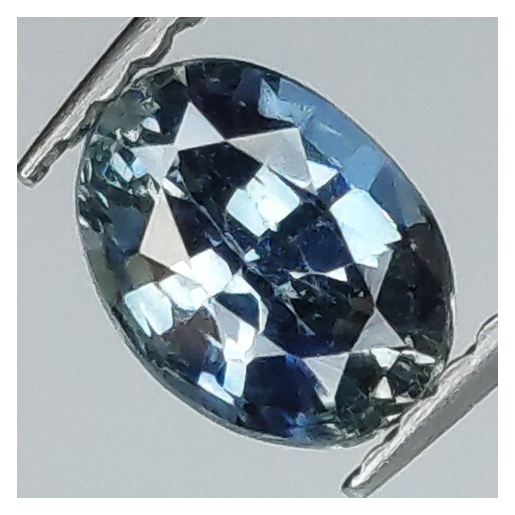 0,87 ct Saphir bleu ovale 6,48 x 4,82 x 3,37 mm