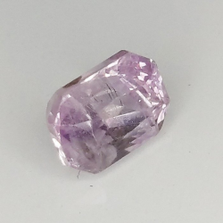 1,63 ct Saphir Padparadscha taille émeraude 6,59 x 4,99 x 5,12 mm