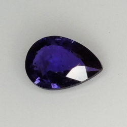 Saphir à changement de couleur 0,68 ct, taille pear 6,80 x 4,76 x 2,42 mm