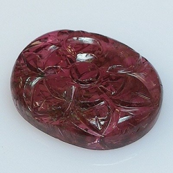 8,49 ct Turmalin-Rubellit-Ovalschliff 16,46 x 13,34 x 4,09mm