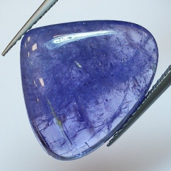 12,15 kt Birne Tansanit 18,39 x 15,32 x 4,95 mm