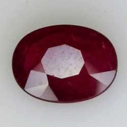 2,13 ct Rubí oval 9,35 x 7,08 x 3,25 mm