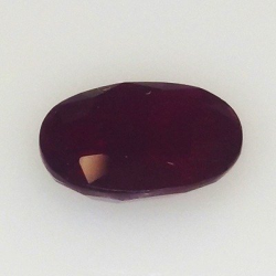 2,45 ct Rubis ovale 9,74 x 7,87 x 3,16 mm