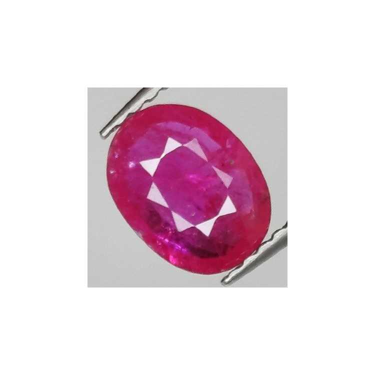1,07 ct Ovaler Rubin 7,74 x 5,99 x 2,39 mm