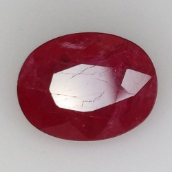 4,14 ct Rubis ovale 8,92 x 6,56 x 3,76 mm