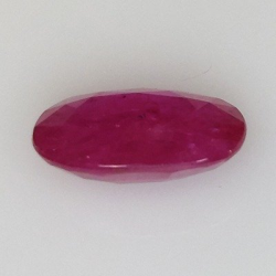 2,71 ct Ovaler Rubin 10,75 x 7,15 x 3,84 mm