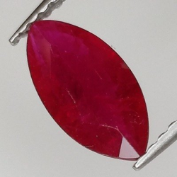 1,09 ct Rubí Sangre de Pichón Talla Marquís 10,49 x 5,28 x 2,36 mm