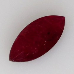 1,61 ct Pigeon's Blood Ruby Marquis Size 11,43 x 4,99 x 3,35 mm