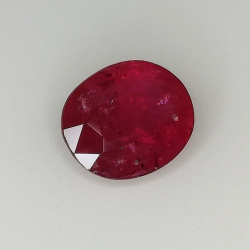 1,99 ct Rubis ovale 8,20 x 6,80 x 4,08 mm