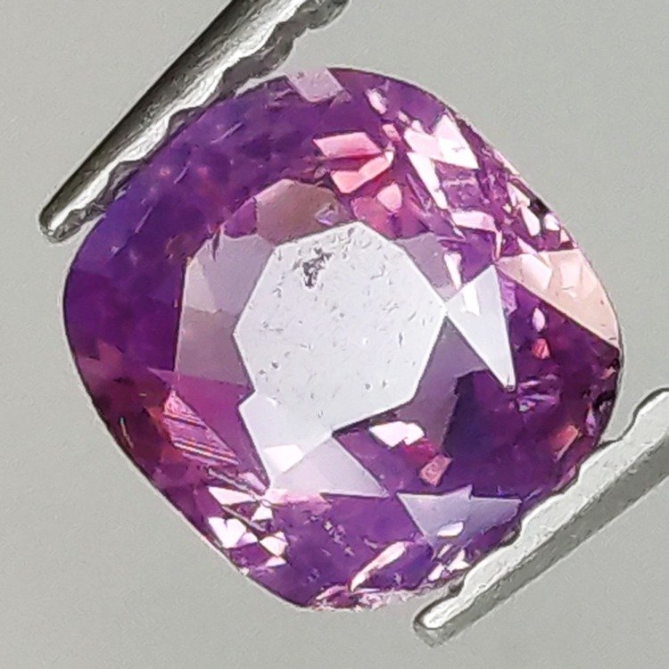0,97 ct Zaffiro Padparadscha a cuscino 6,00 x 5,43 x 3,38 mm