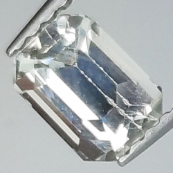 1,04 ct Zafiro Incoloro Talla Esmeralda 6,16 x 4,49 x 3,69 mm