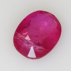 2,01 ct Rubí oval 8,99 x 6,51 x 3,37 mm