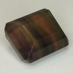 27,88 ct Fluorita Blue John Talla Esmeralda 17,44 x 14,73 x 10,70 mm
