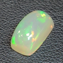 1,85 ct Opal cushion cut 11,29 x 6,16 x 4,85 mm