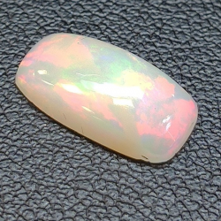 1,83 ct Opalkissenschliff 13,25 x 6,78 x 3,77 mm